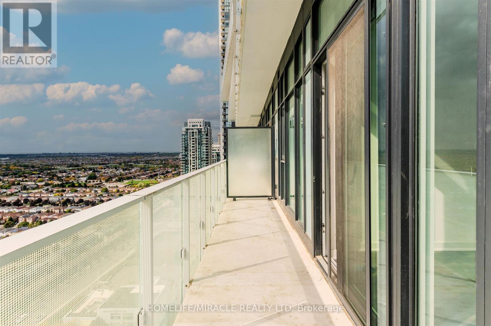 2404 - 3900 Confederation Parkway, Mississauga, Ontario  L5B 0M3 - Photo 24 - W12467198
