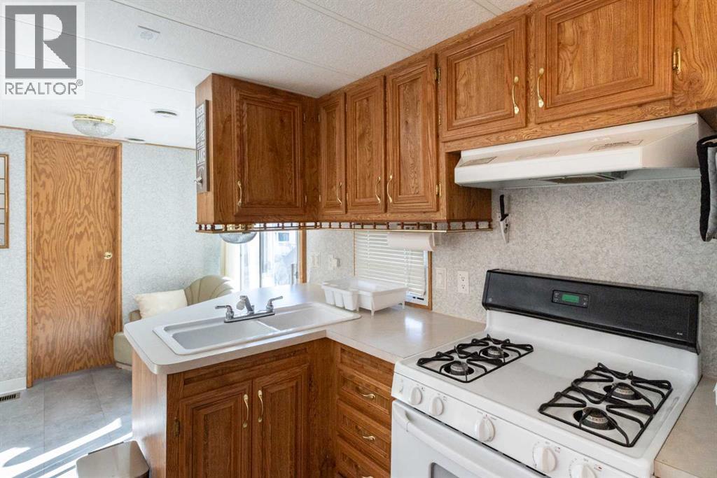 83 Points West Resort, Sylvan Lake, Alberta  T4S 1T3 - Photo 16 - A2212224