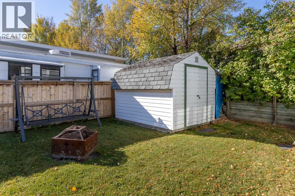 83 Points West Resort, Sylvan Lake, Alberta  T4S 1T3 - Photo 3 - A2212224