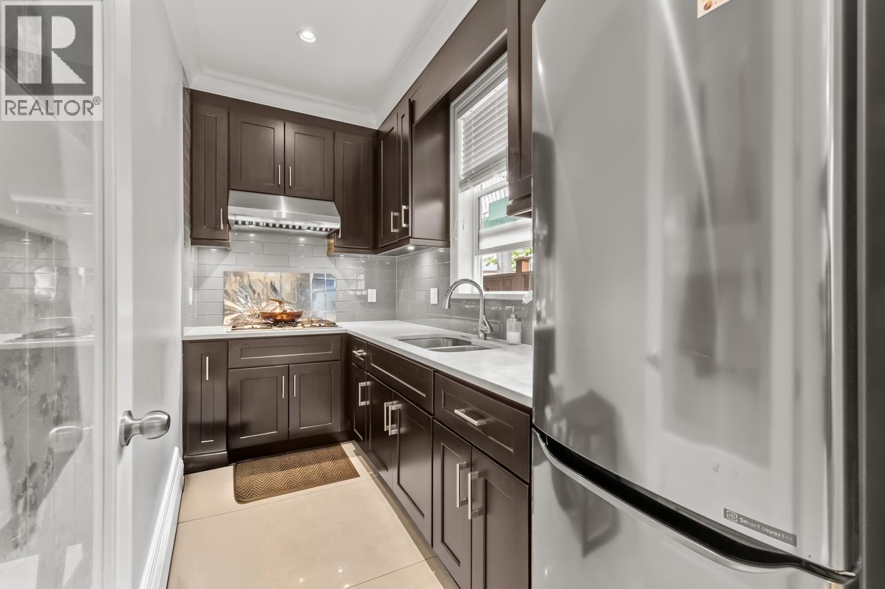 6360 Steele Court, Richmond, British Columbia  V7E 4G7 - Photo 9 - R3059311