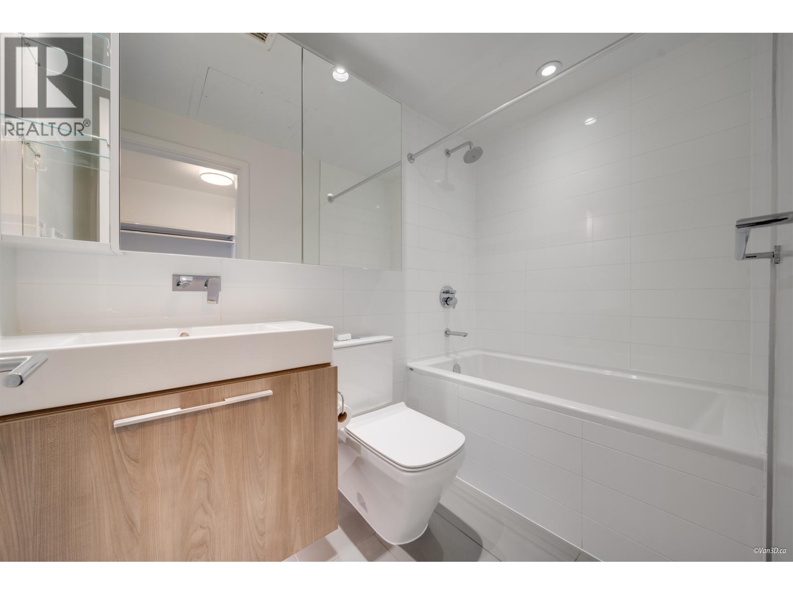 3907 1955 Alpha Way, Burnaby, British Columbia  V5C 0K6 - Photo 9 - R3059226