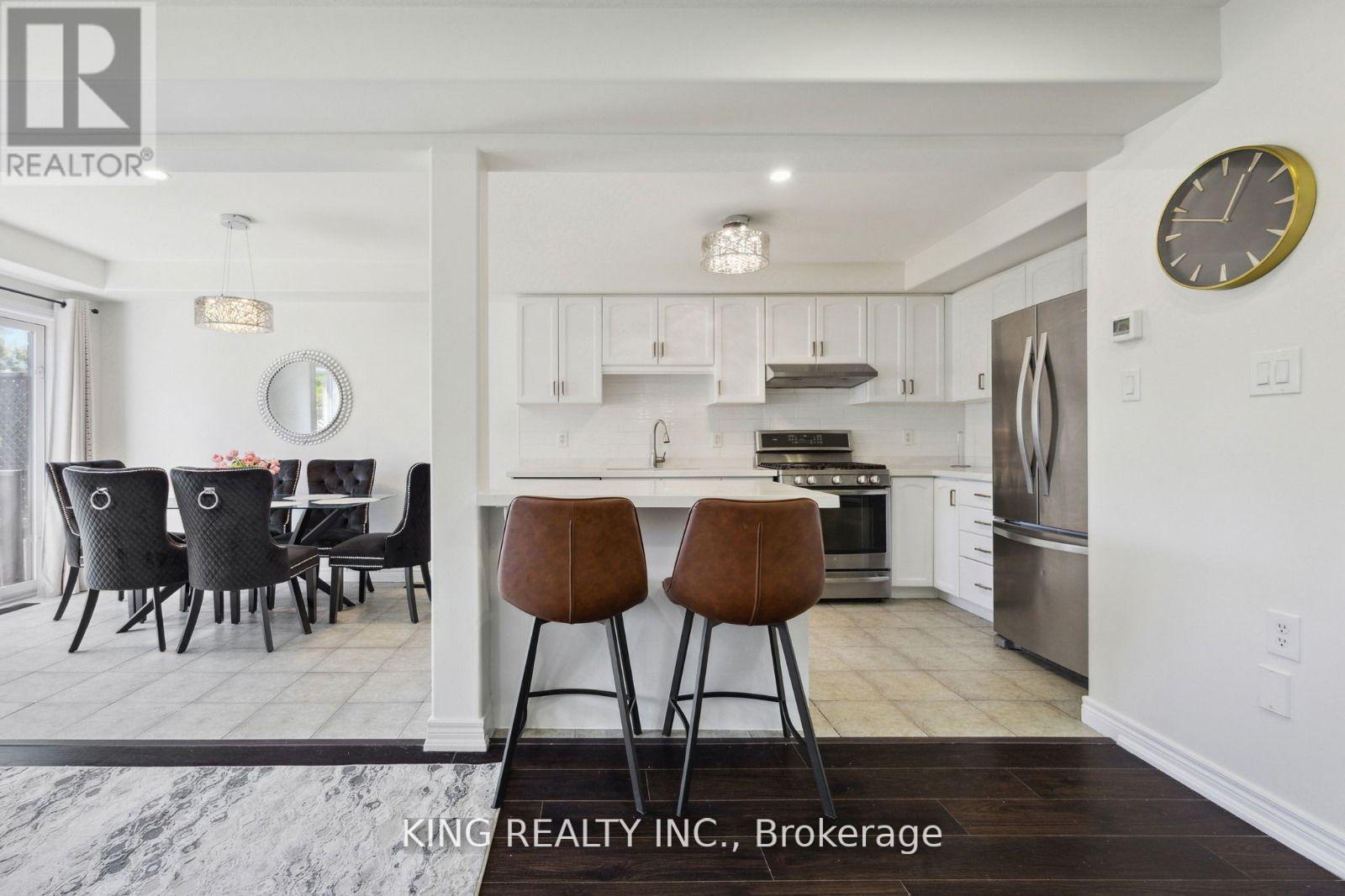 111 Donald Bell Drive, Hamilton, Ontario  L0R 1C0 - Photo 11 - X12467183