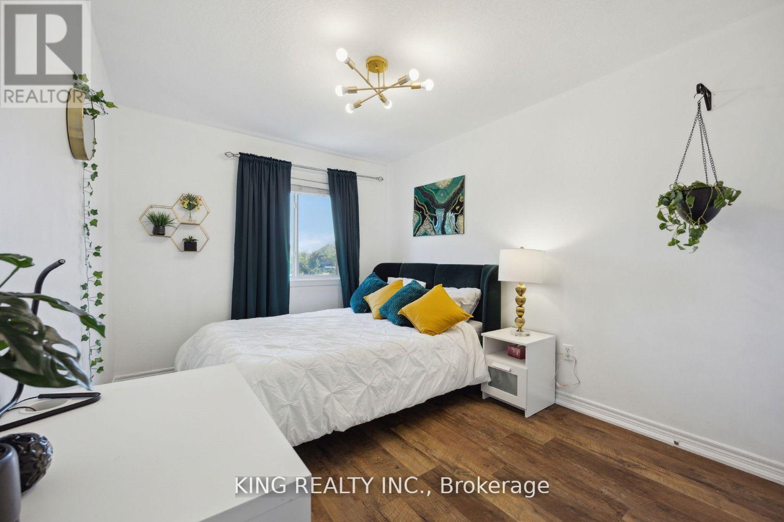 111 Donald Bell Drive, Hamilton, Ontario  L0R 1C0 - Photo 15 - X12467183