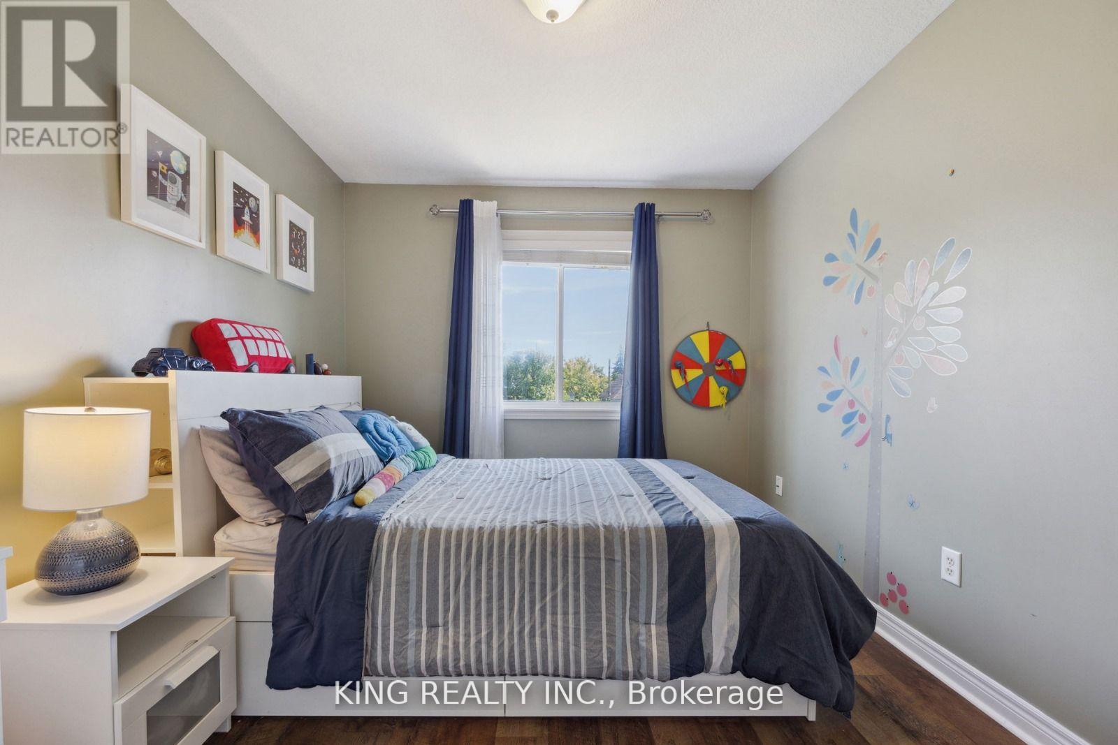 111 Donald Bell Drive, Hamilton, Ontario  L0R 1C0 - Photo 18 - X12467183
