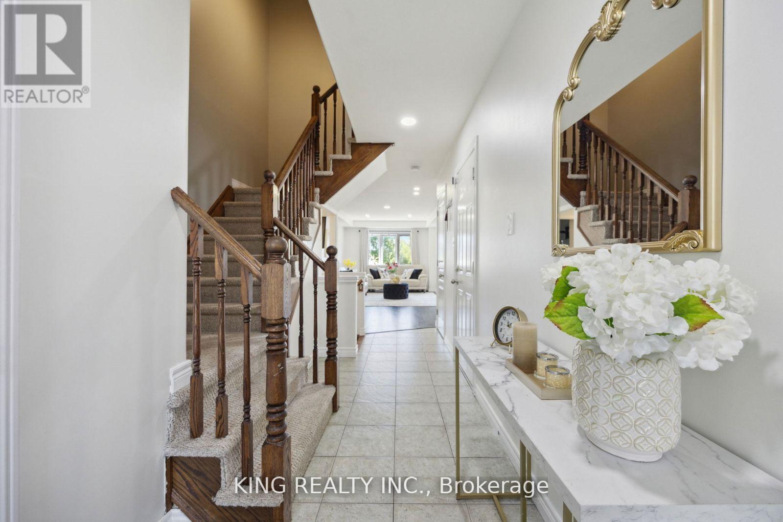 111 Donald Bell Drive, Hamilton, Ontario  L0R 1C0 - Photo 21 - X12467183