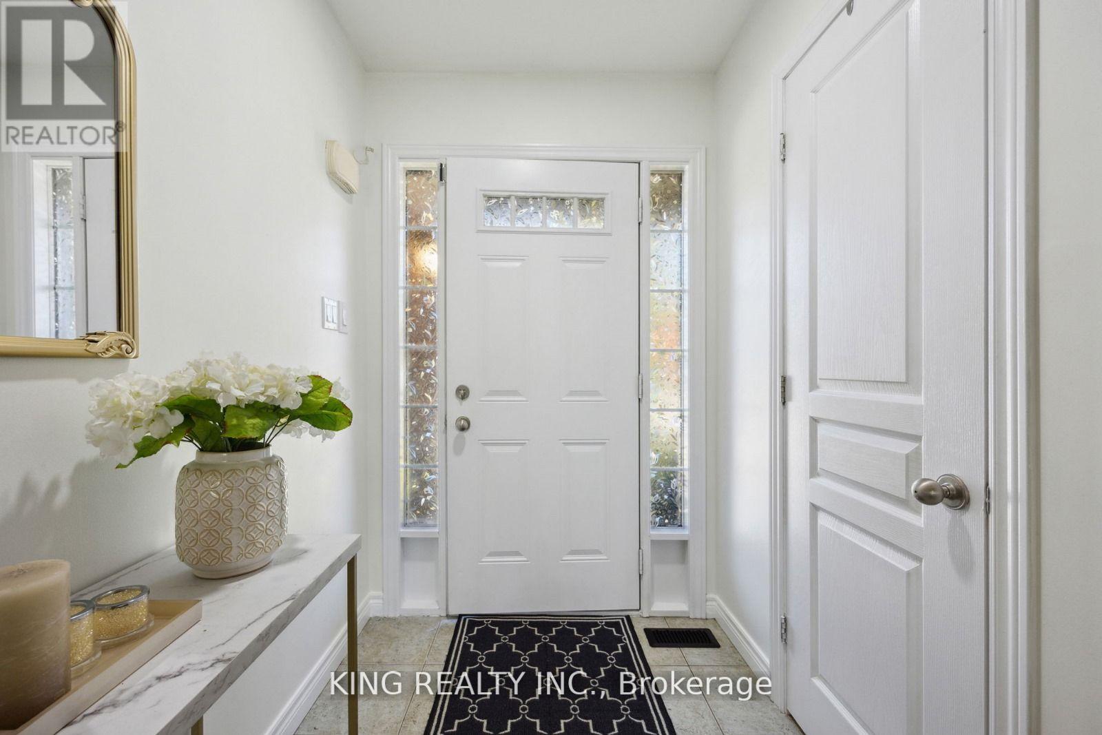 111 Donald Bell Drive, Hamilton, Ontario  L0R 1C0 - Photo 3 - X12467183