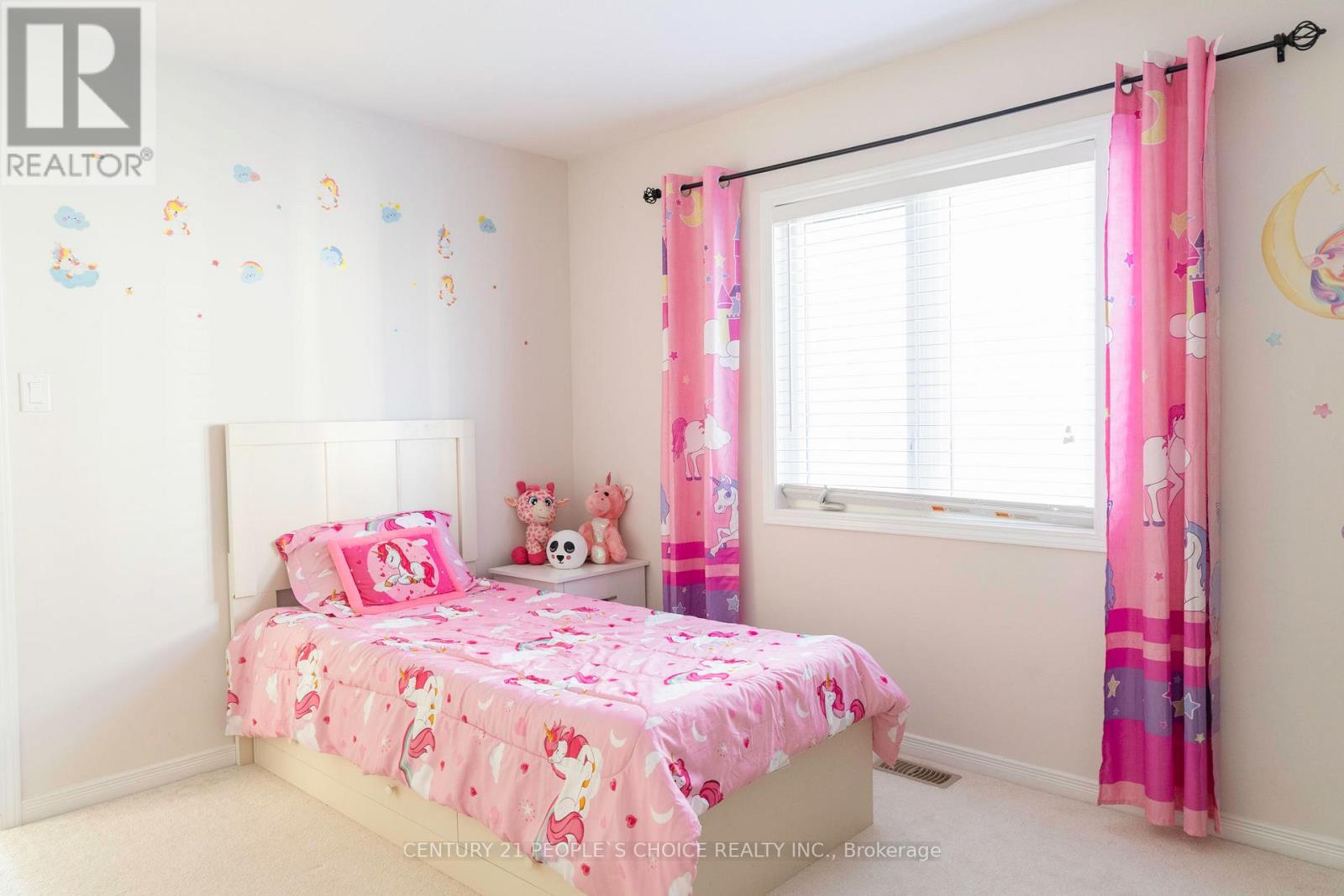335 Falling Green Crescent, Kitchener, Ontario  N2R 0G4 - Photo 24 - X12467200
