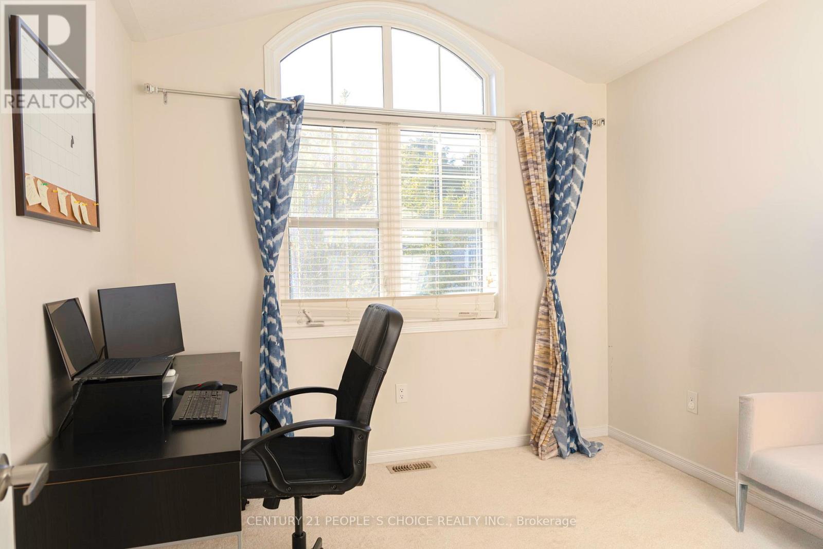 335 Falling Green Crescent, Kitchener, Ontario  N2R 0G4 - Photo 25 - X12467200