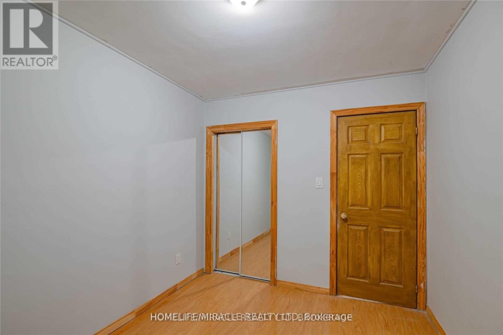641a Silverbirch Road, Waterloo, Ontario  N2L 4R4 - Photo 17 - X12467202