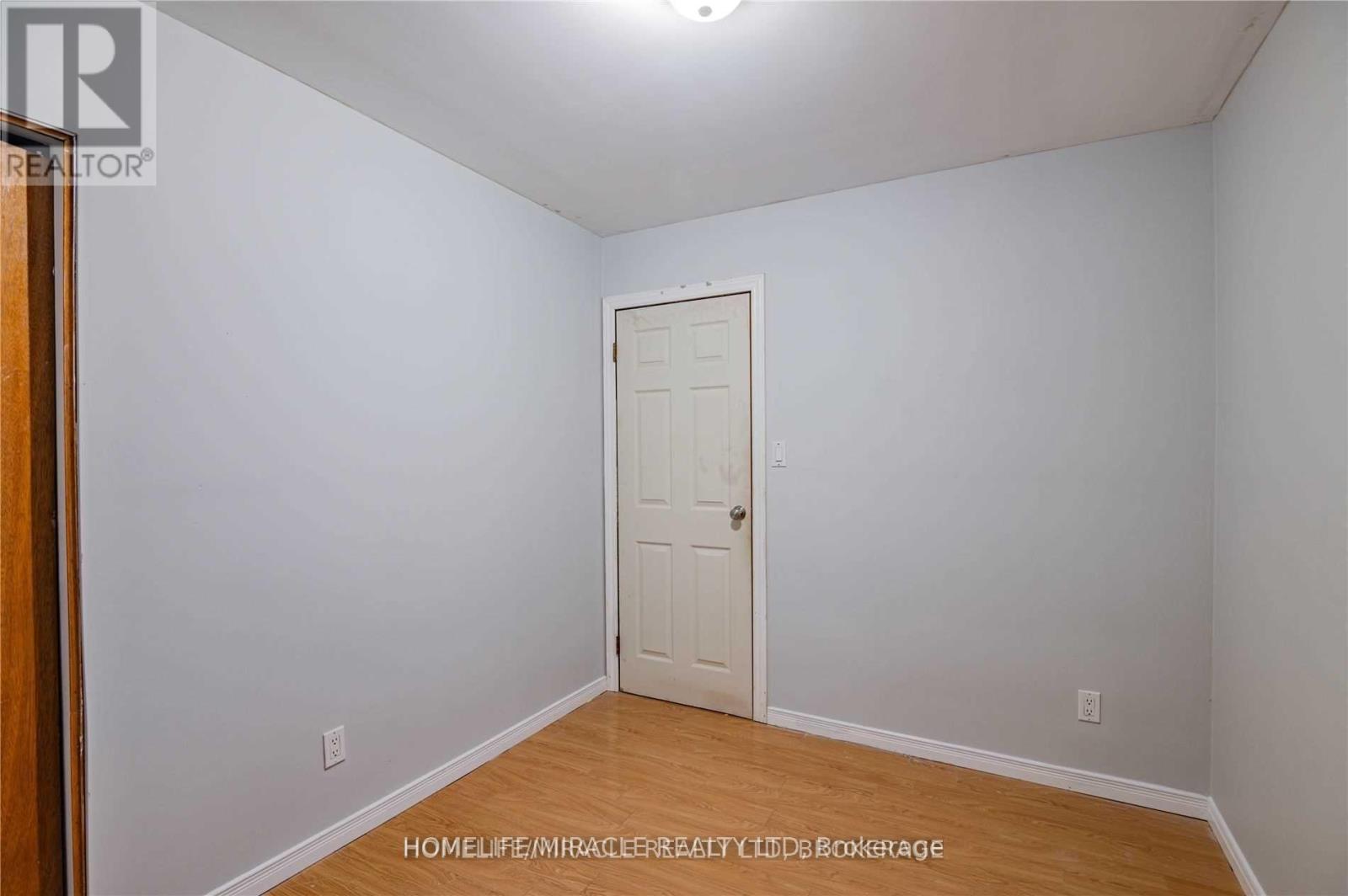 641a Silverbirch Road, Waterloo, Ontario  N2L 4R4 - Photo 19 - X12467202