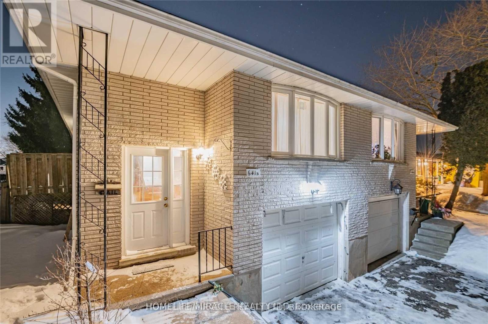 641a Silverbirch Road, Waterloo, Ontario  N2L 4R4 - Photo 2 - X12467202
