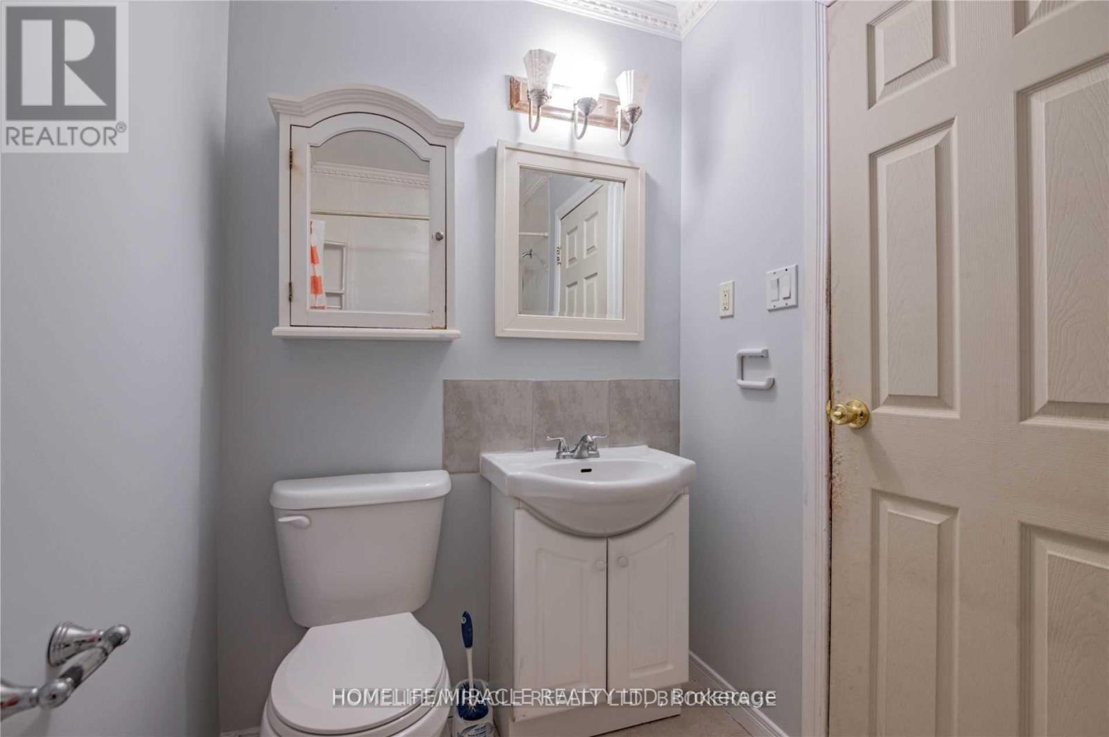 641a Silverbirch Road, Waterloo, Ontario  N2L 4R4 - Photo 20 - X12467202