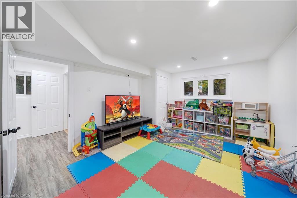 15 Heritage Court, St. Catharines, Ontario  L2S 3H7 - Photo 22 - 40779549