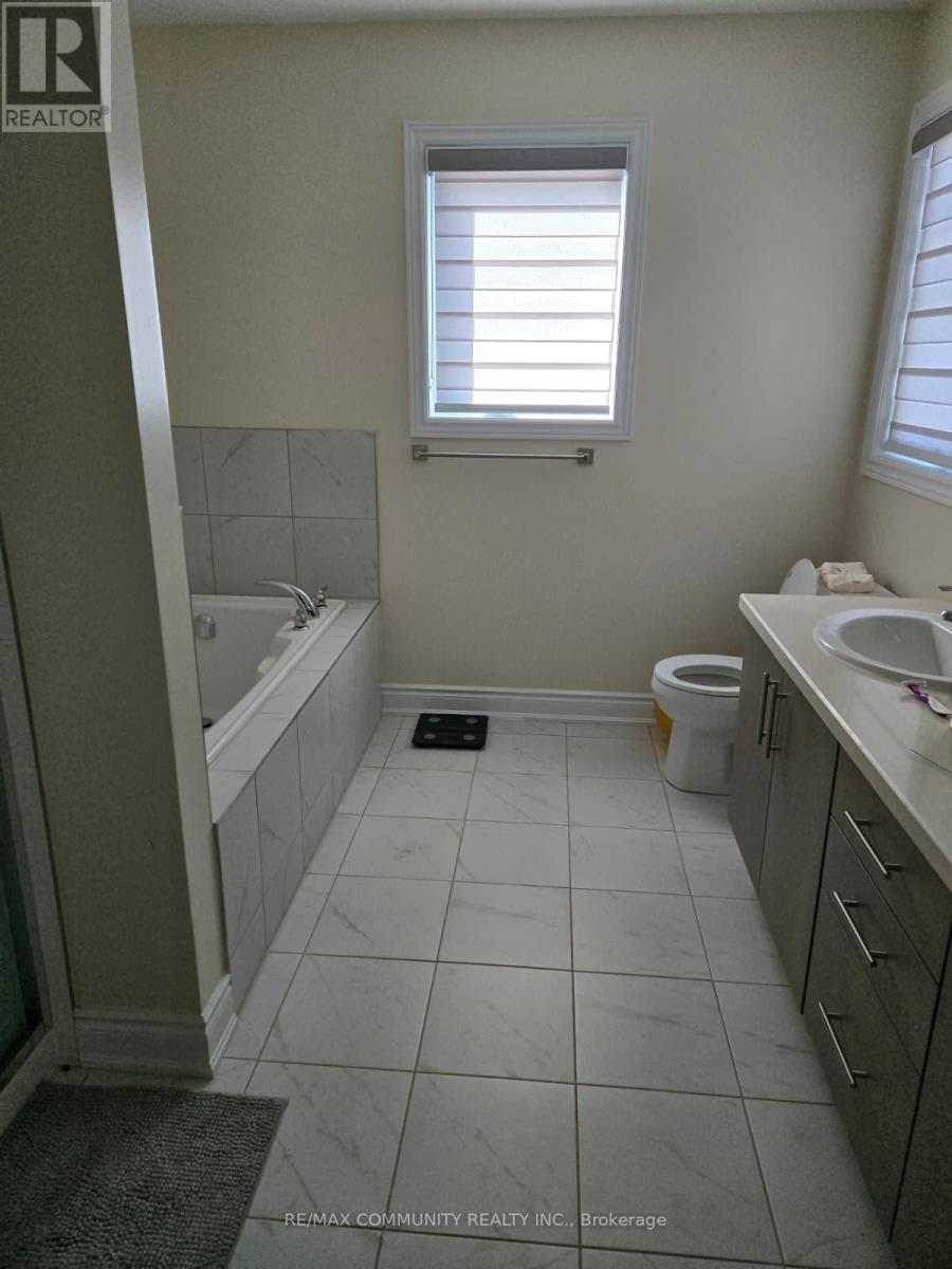 16 Denny Street, Ajax, Ontario  L1Z 0S3 - Photo 12 - E12467206