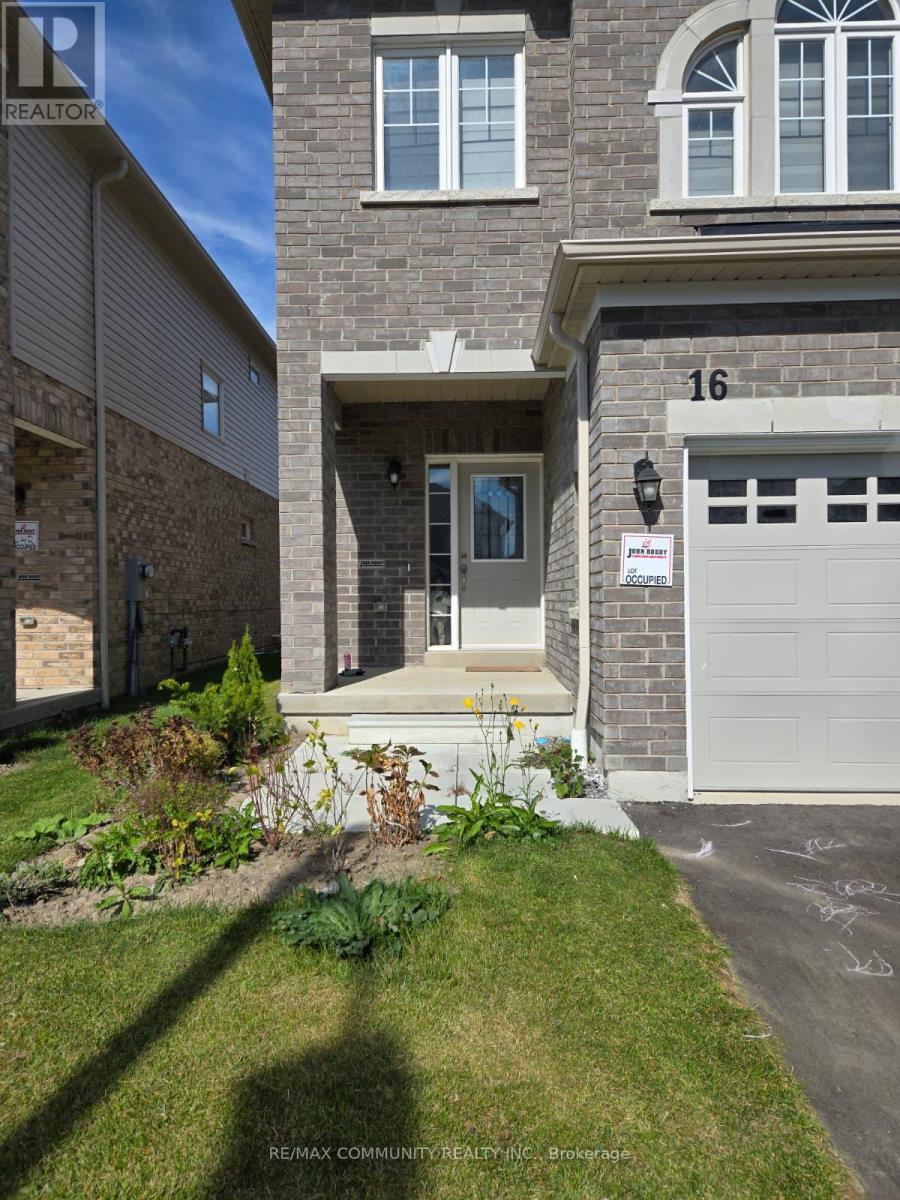 16 Denny Street, Ajax, Ontario  L1Z 0S3 - Photo 3 - E12467206
