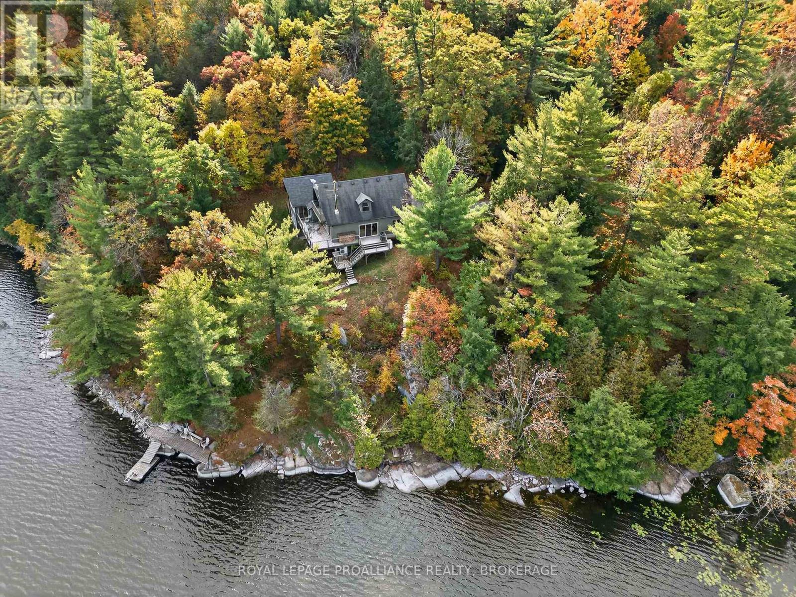 111 Big Hill Road, Front Of Leeds & Seeleys Bay, Ontario  K0H 2N0 - Photo 2 - X12431518