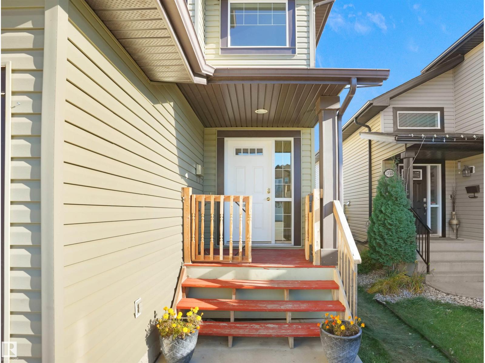 2005 32a St Nw, Edmonton, Alberta  T6T 0L6 - Photo 11 - E4462422