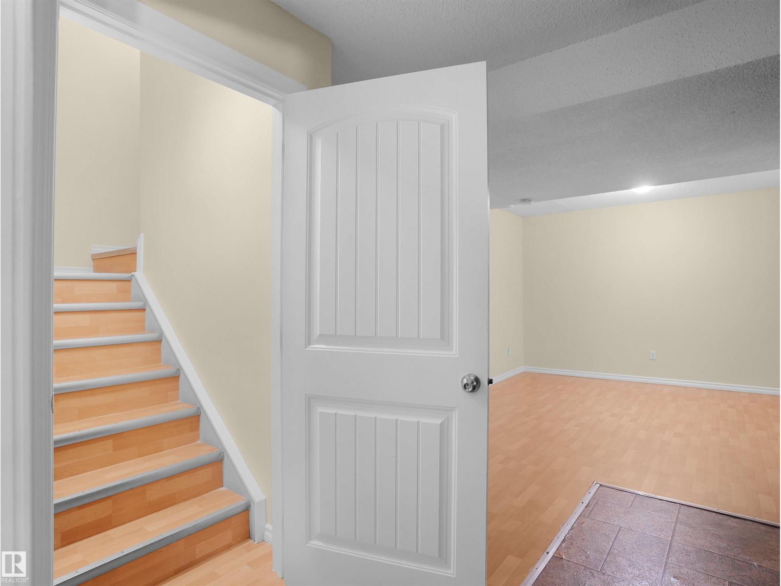 2005 32a St Nw, Edmonton, Alberta  T6T 0L6 - Photo 45 - E4462422