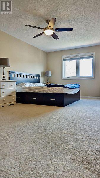 (Upper- Level) - 5952 Chalfont Crescent, Mississauga, Ontario  L5M 6K7 - Photo 7 - W12467208