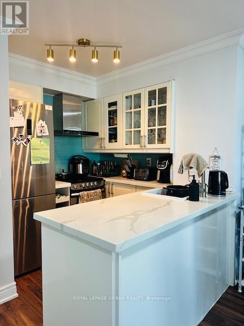 1010 - 2121 Lake Shore Boulevard W, Toronto, Ontario  M8V 4E9 - Photo 4 - W12467219