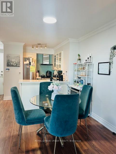 1010 - 2121 Lake Shore Boulevard W, Toronto, Ontario  M8V 4E9 - Photo 5 - W12467219
