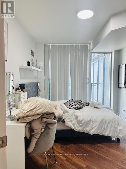 1010 - 2121 Lake Shore Boulevard W, Toronto, Ontario  M8V 4E9 - Photo 9 - W12467219