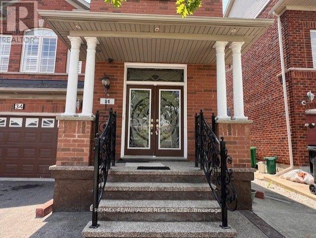 34 Westbrook Avenue, Brampton, Ontario  L6P 2H1 - Photo 3 - W12467223
