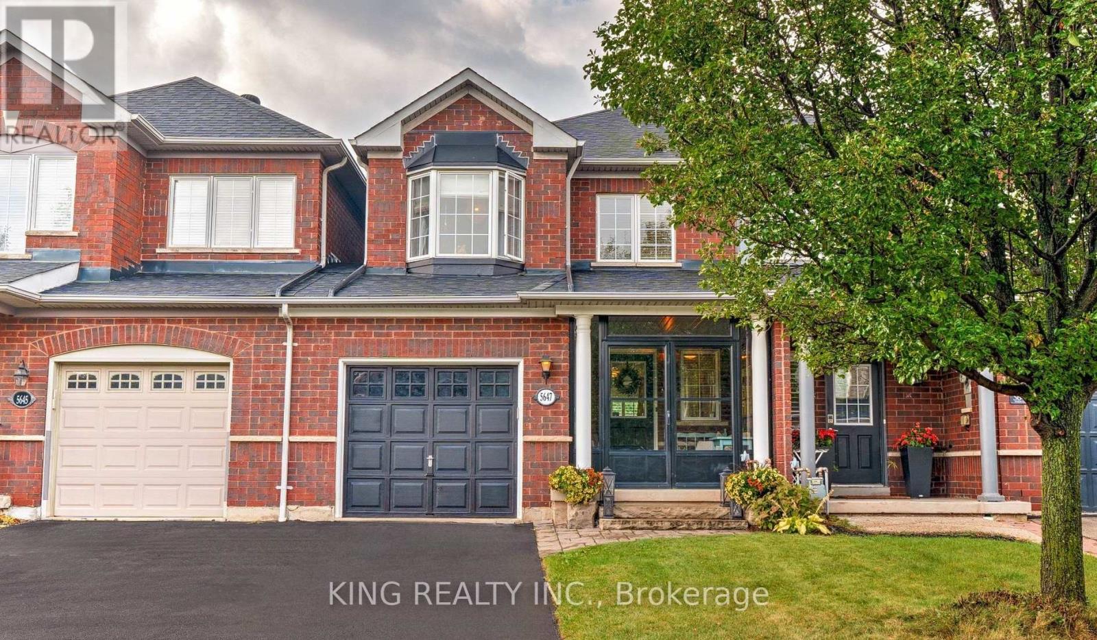 5647 STELLA LANE, Burlington, Ontario
