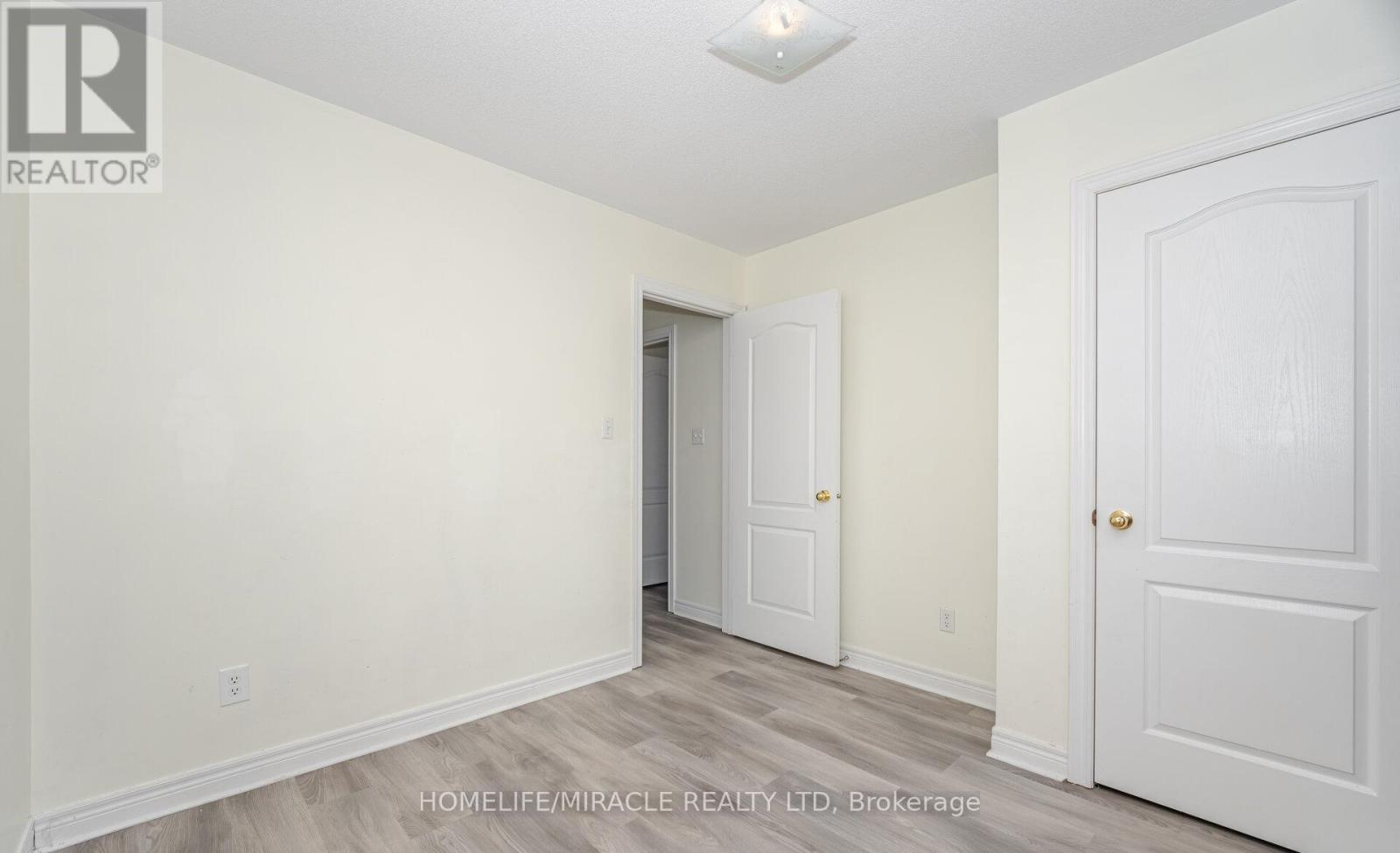 31 Hollingsworth Circle, Brampton, Ontario  L7A 0J7 - Photo 31 - W12467231