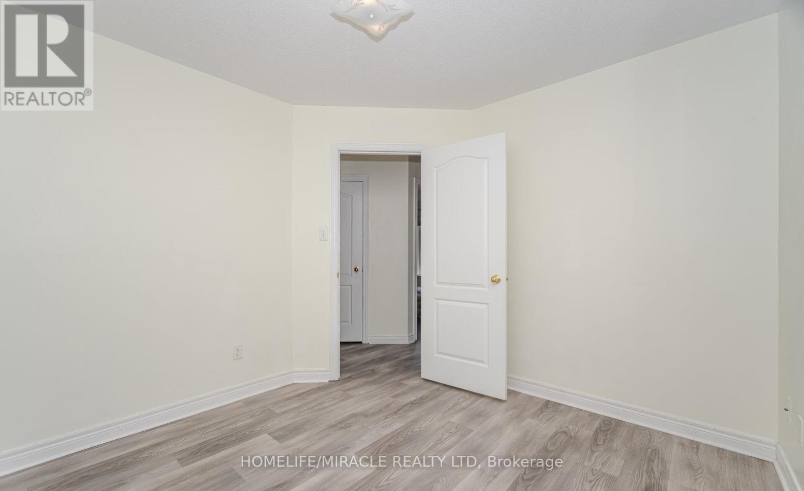 31 Hollingsworth Circle, Brampton, Ontario  L7A 0J7 - Photo 33 - W12467231