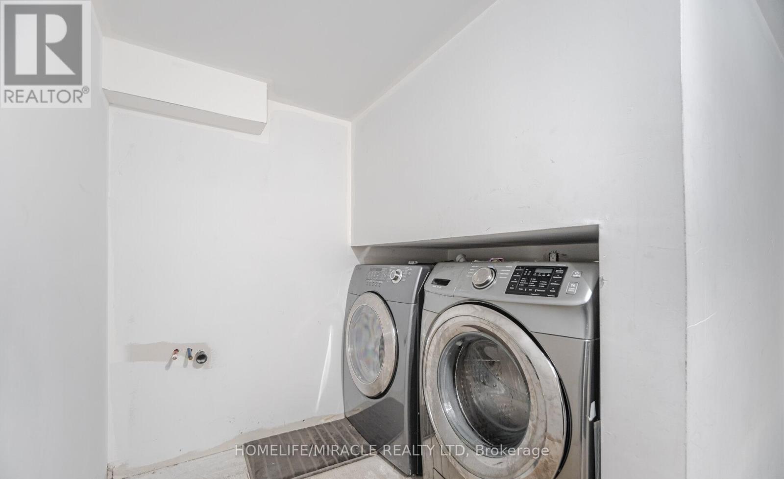 31 Hollingsworth Circle, Brampton, Ontario  L7A 0J7 - Photo 40 - W12467231