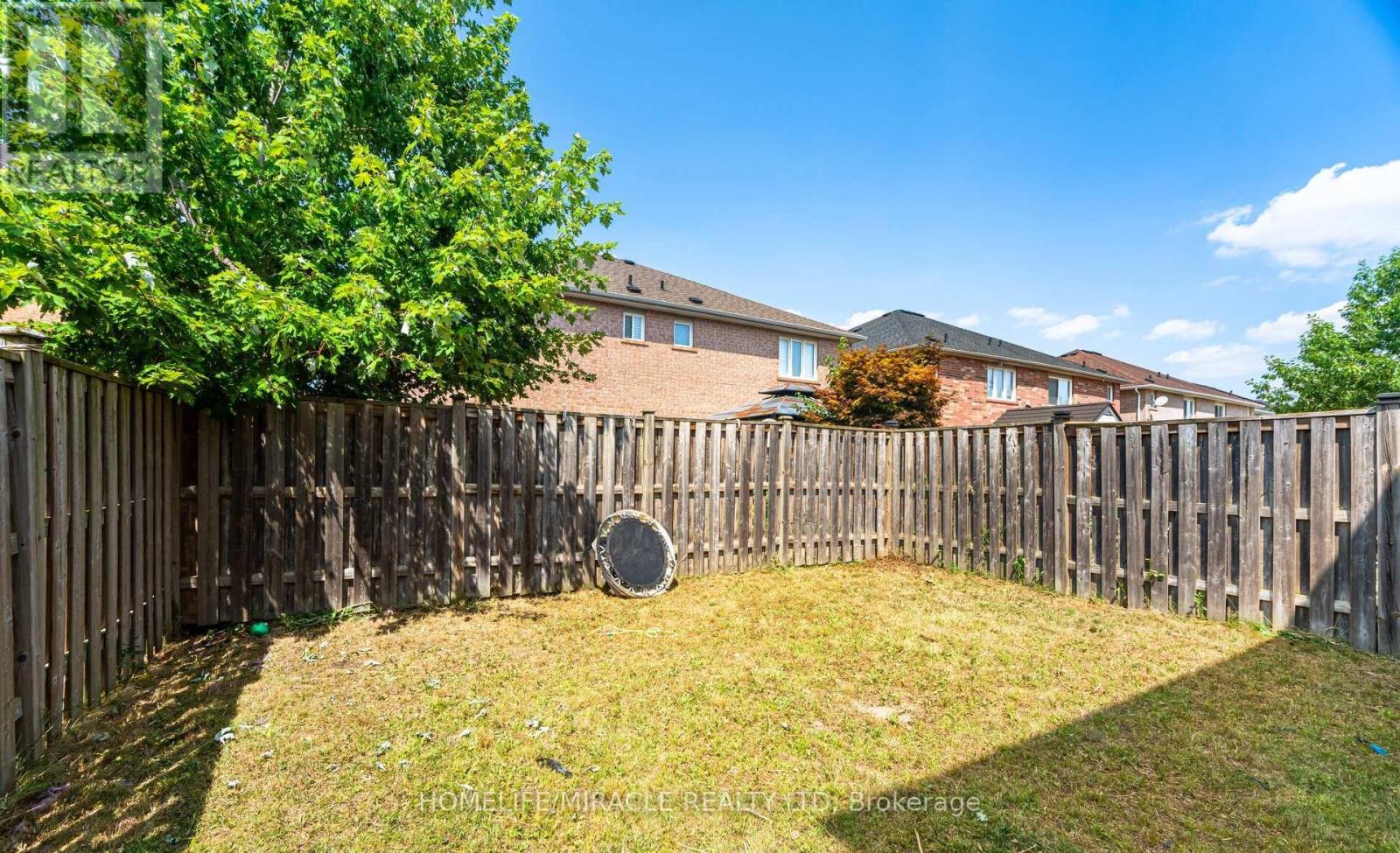 31 Hollingsworth Circle, Brampton, Ontario  L7A 0J7 - Photo 42 - W12467231