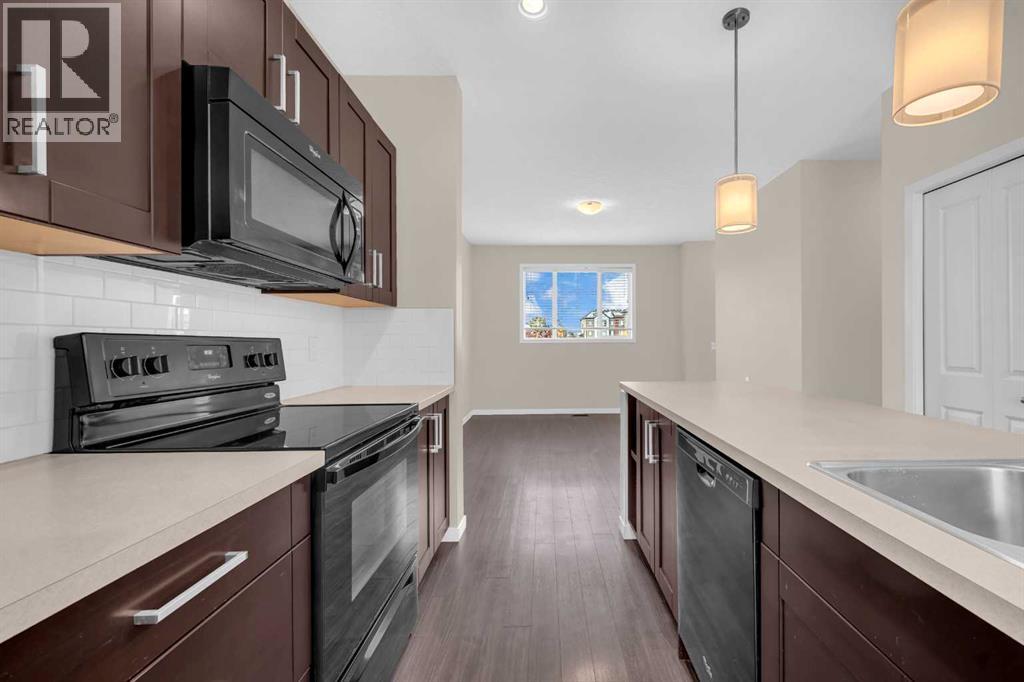 690 Copperpond Boulevard Se, Calgary, Alberta  T2Z 0L2 - Photo 11 - A2264136