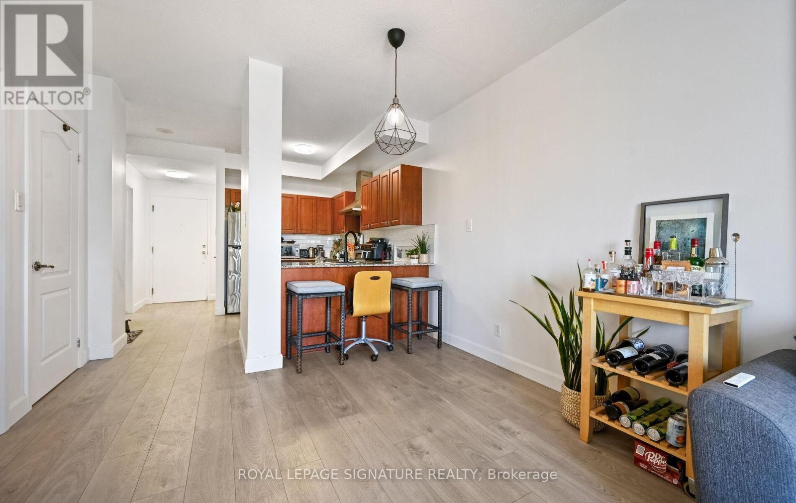 1105 - 135 James Street S, Hamilton, Ontario  L8P 2Z6 - Photo 17 - X12467037