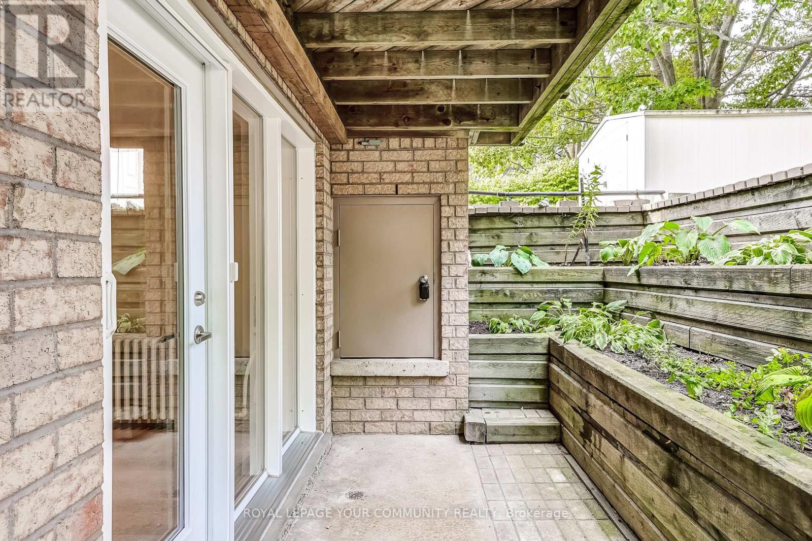 2 Rougecrest Drive, Markham, Ontario  L3P 3B6 - Photo 49 - N12465005