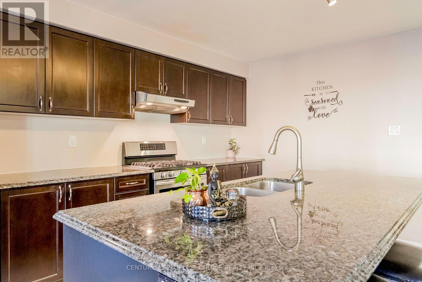 335 Falling Green Crescent, Kitchener, Ontario  N2R 0G4 - Photo 13 - X12467200