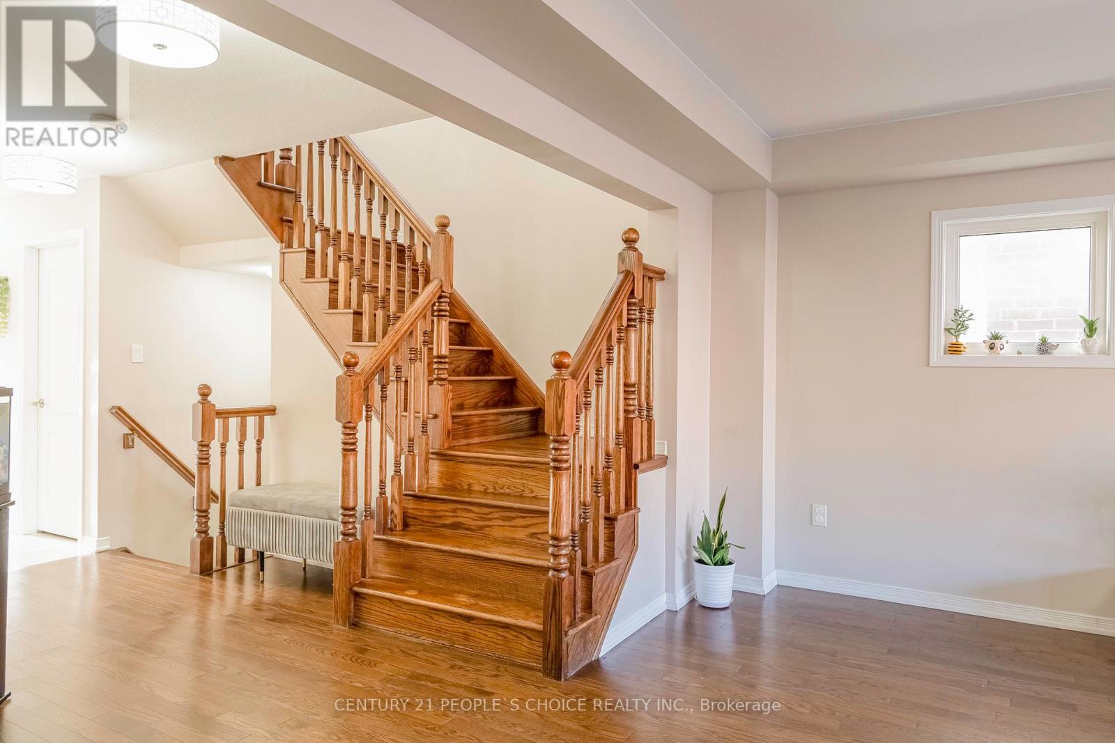 335 Falling Green Crescent, Kitchener, Ontario  N2R 0G4 - Photo 18 - X12467200