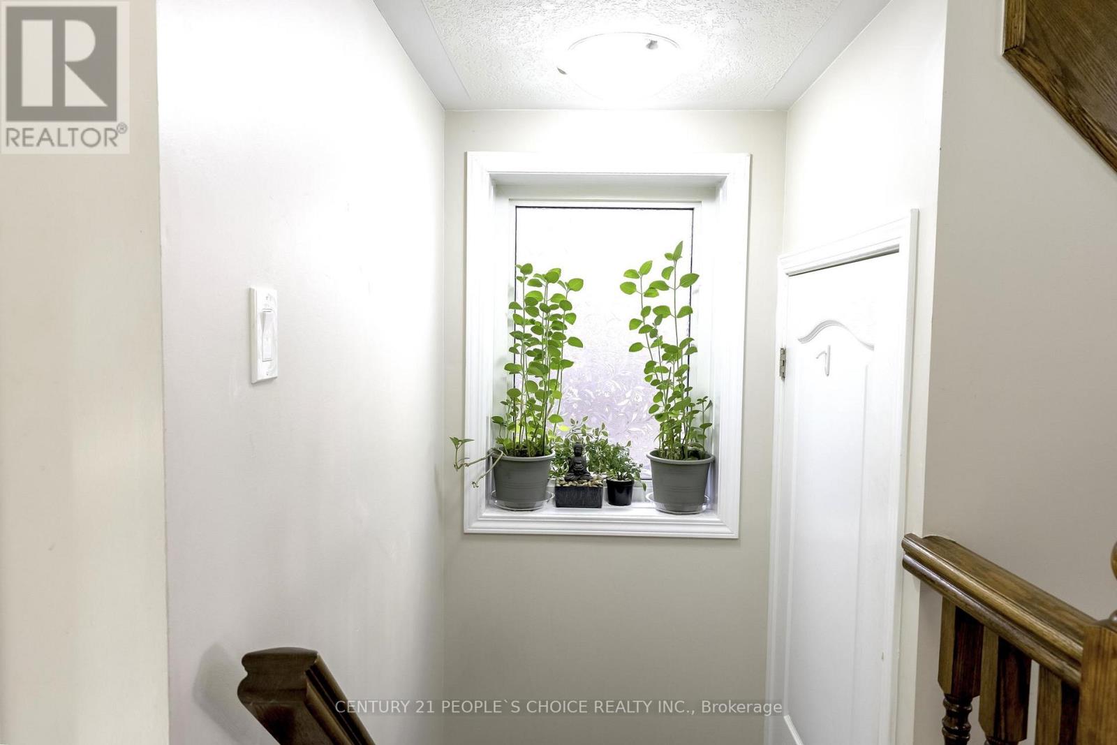 335 Falling Green Crescent, Kitchener, Ontario  N2R 0G4 - Photo 31 - X12467200