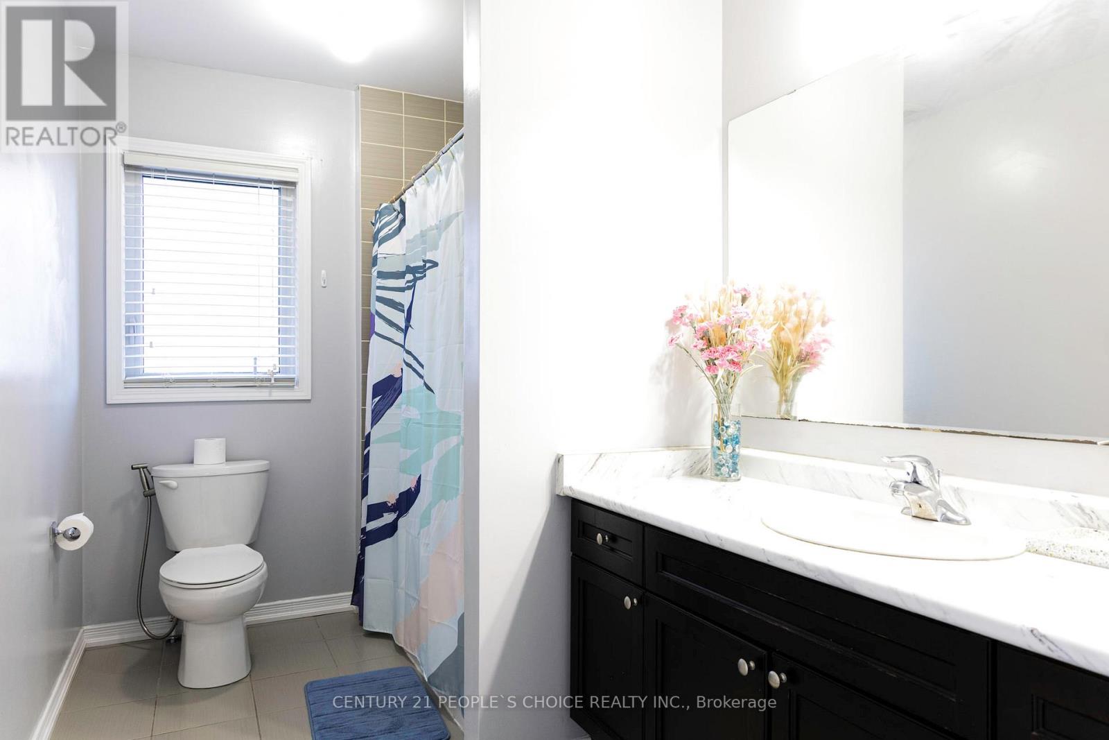 335 Falling Green Crescent, Kitchener, Ontario  N2R 0G4 - Photo 28 - X12467200