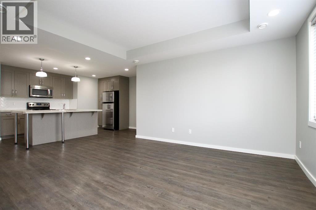 102, 43 Reid Court, Sylvan Lake, Alberta  T4S 0L9 - Photo 6 - A2262883