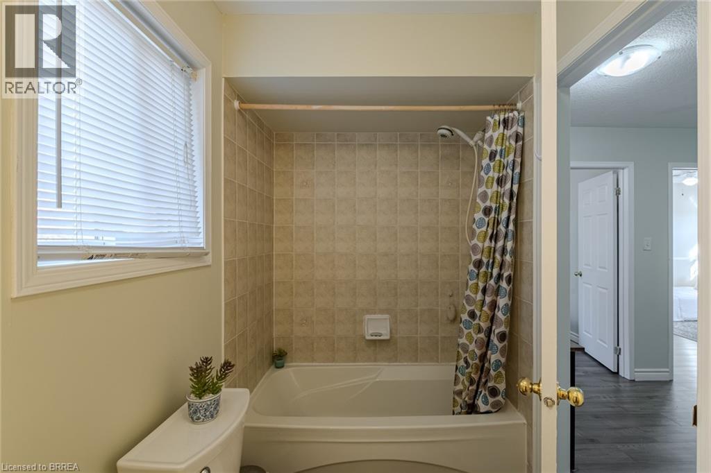 190 Osborn Avenue, Brantford, Ontario  N3T 6S7 - Photo 23 - 40778341