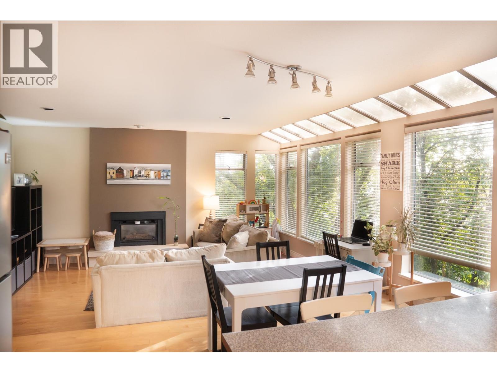 1 Buckhorn Place, Port Moody, British Columbia  V3H 4M2 - Photo 11 - R3053863