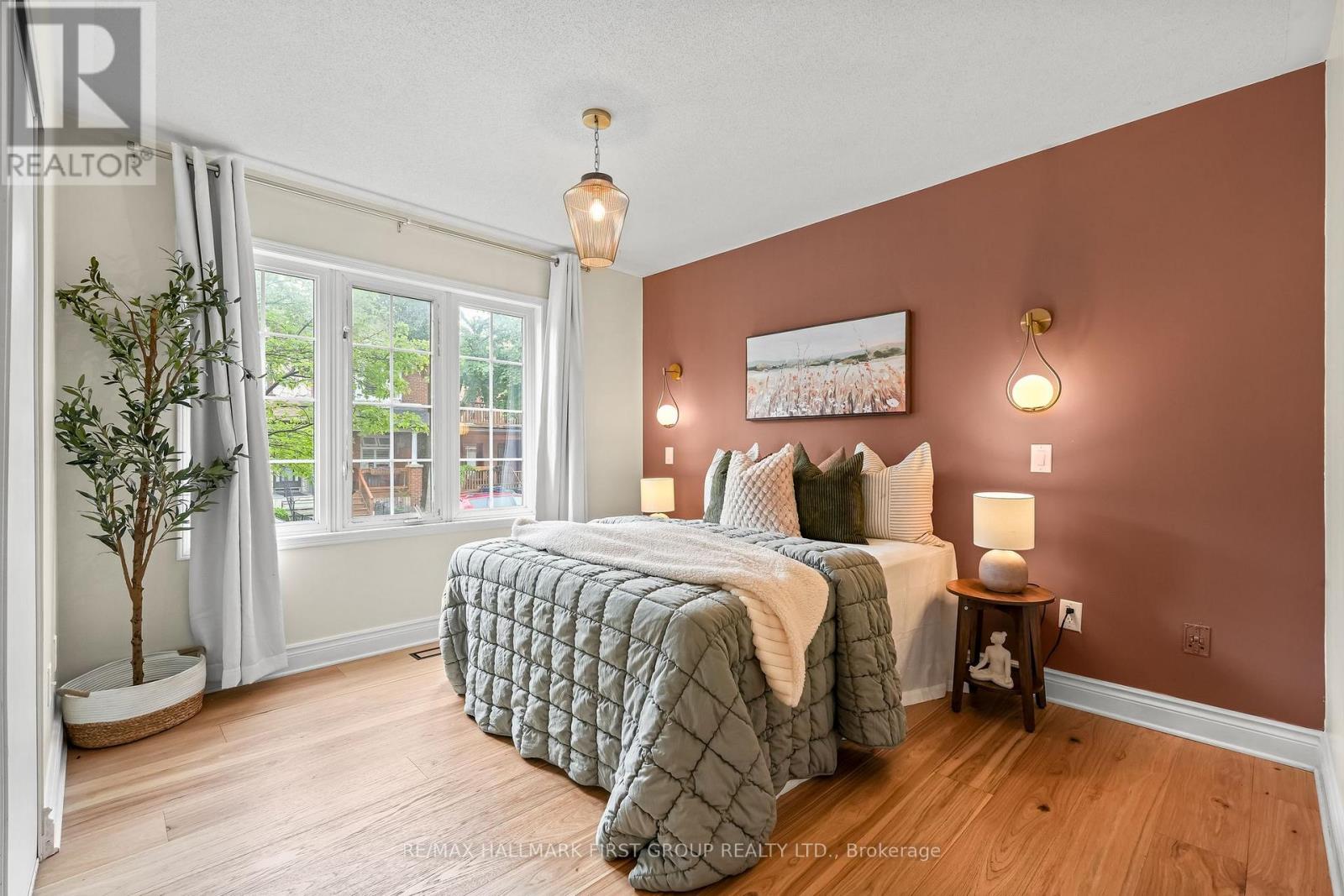 2 - 262 St. Helen's Avenue, Toronto, Ontario  M6H 4A4 - Photo 19 - C12467237