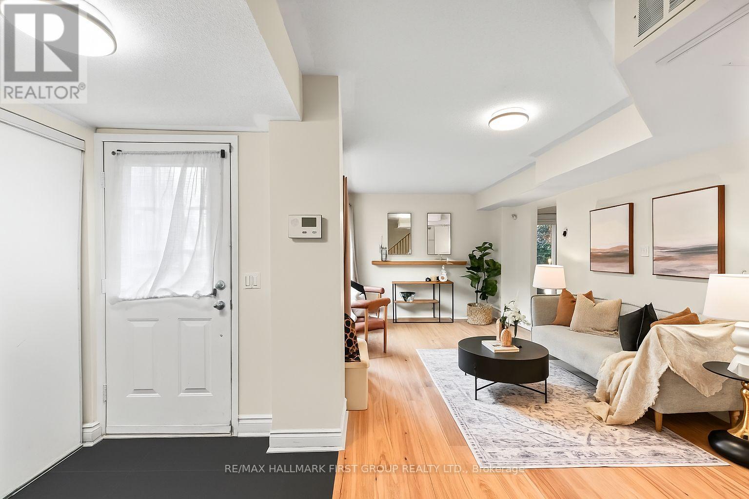 2 - 262 St. Helen's Avenue, Toronto, Ontario  M6H 4A4 - Photo 6 - C12467237