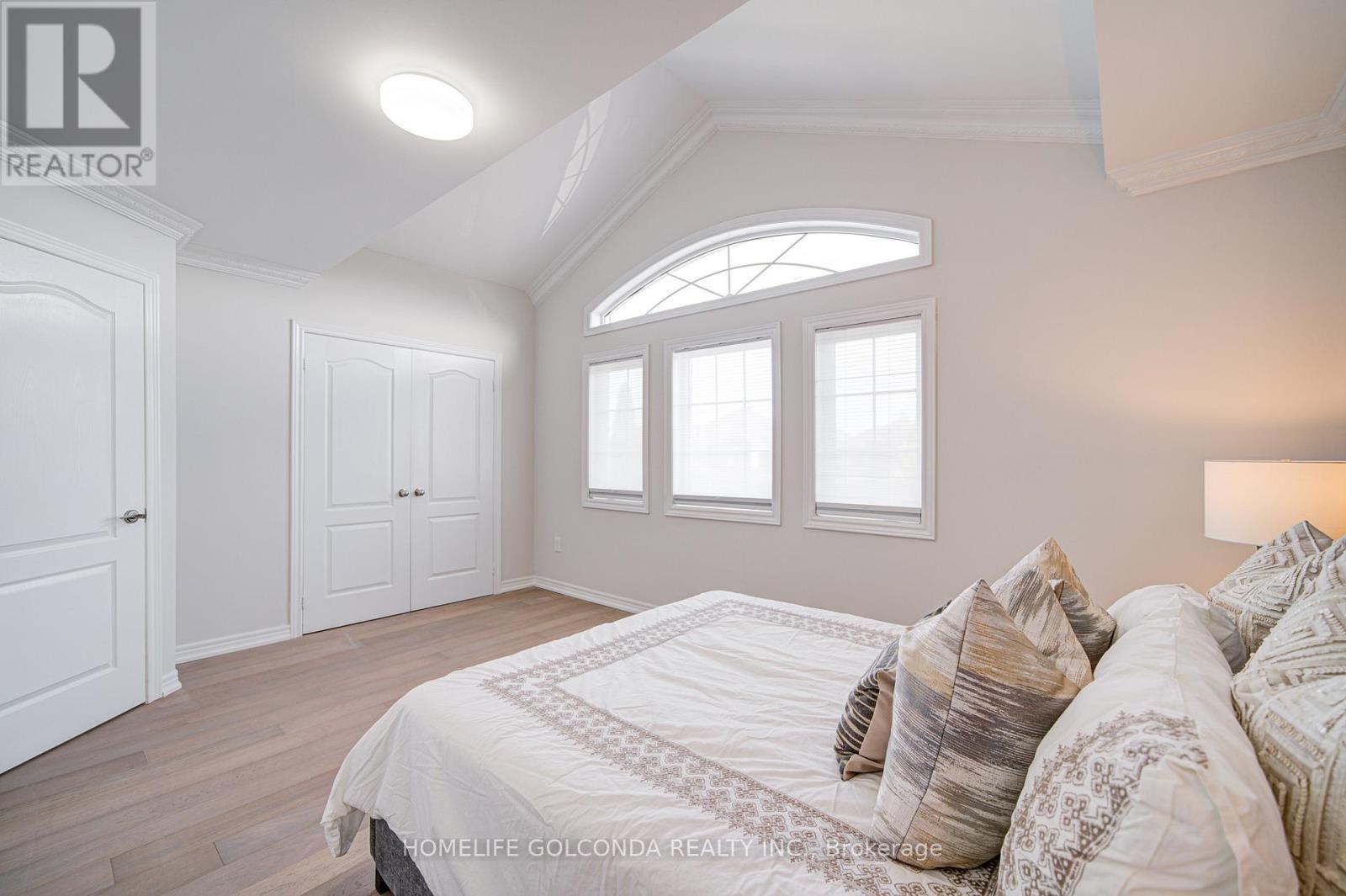 1362 Clarence Street, Vaughan, Ontario  L4H 1T1 - Photo 25 - N12467234