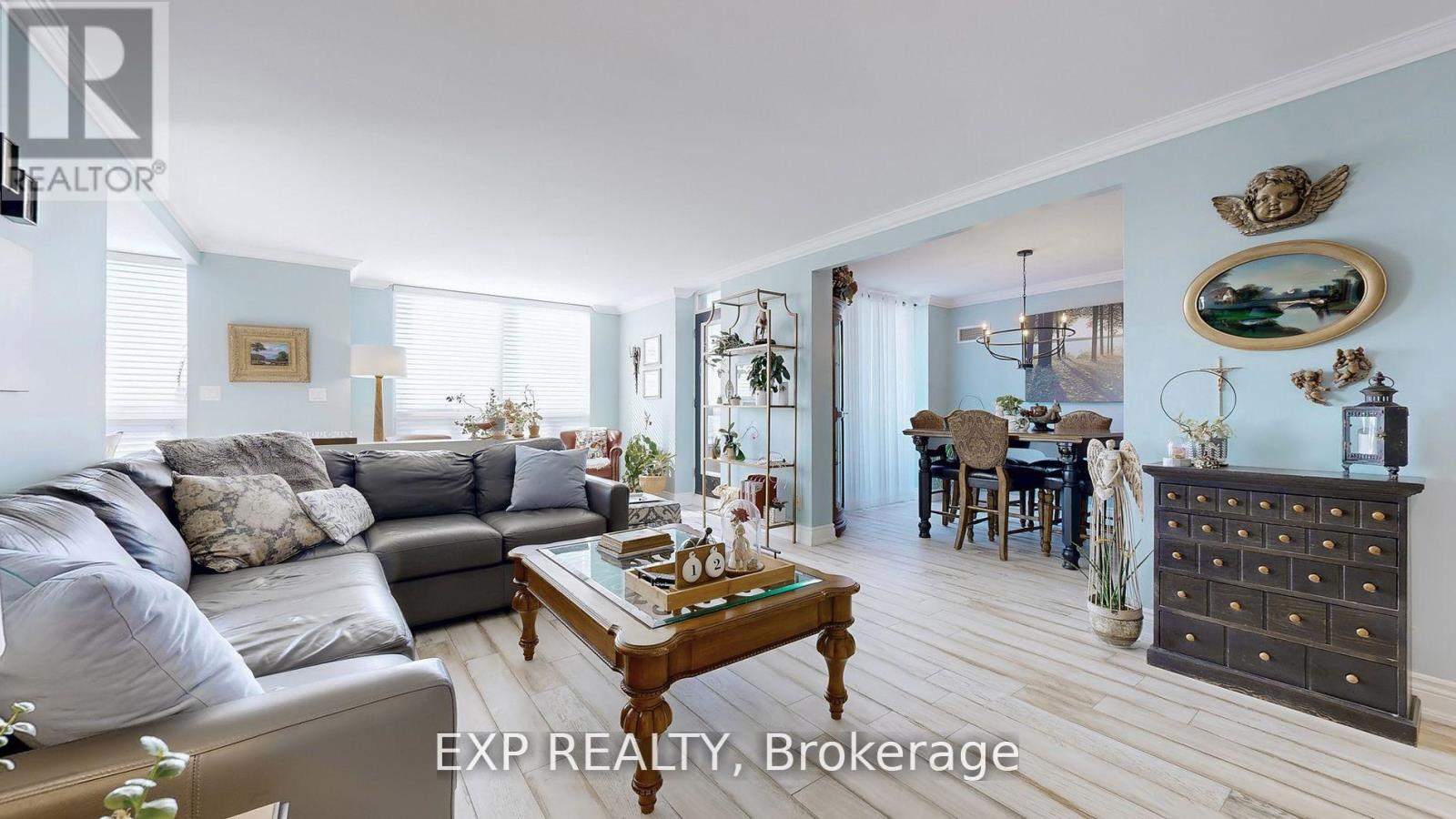 Ph6 - 29 Northern Hts Drive, Richmond Hill, Ontario  L4B 4L8 - Photo 5 - N12467238