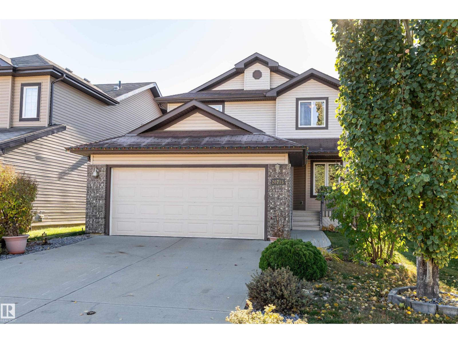 20715 94 Av Nw, Edmonton, Alberta  T5T 4B8 - Photo 2 - E4462426