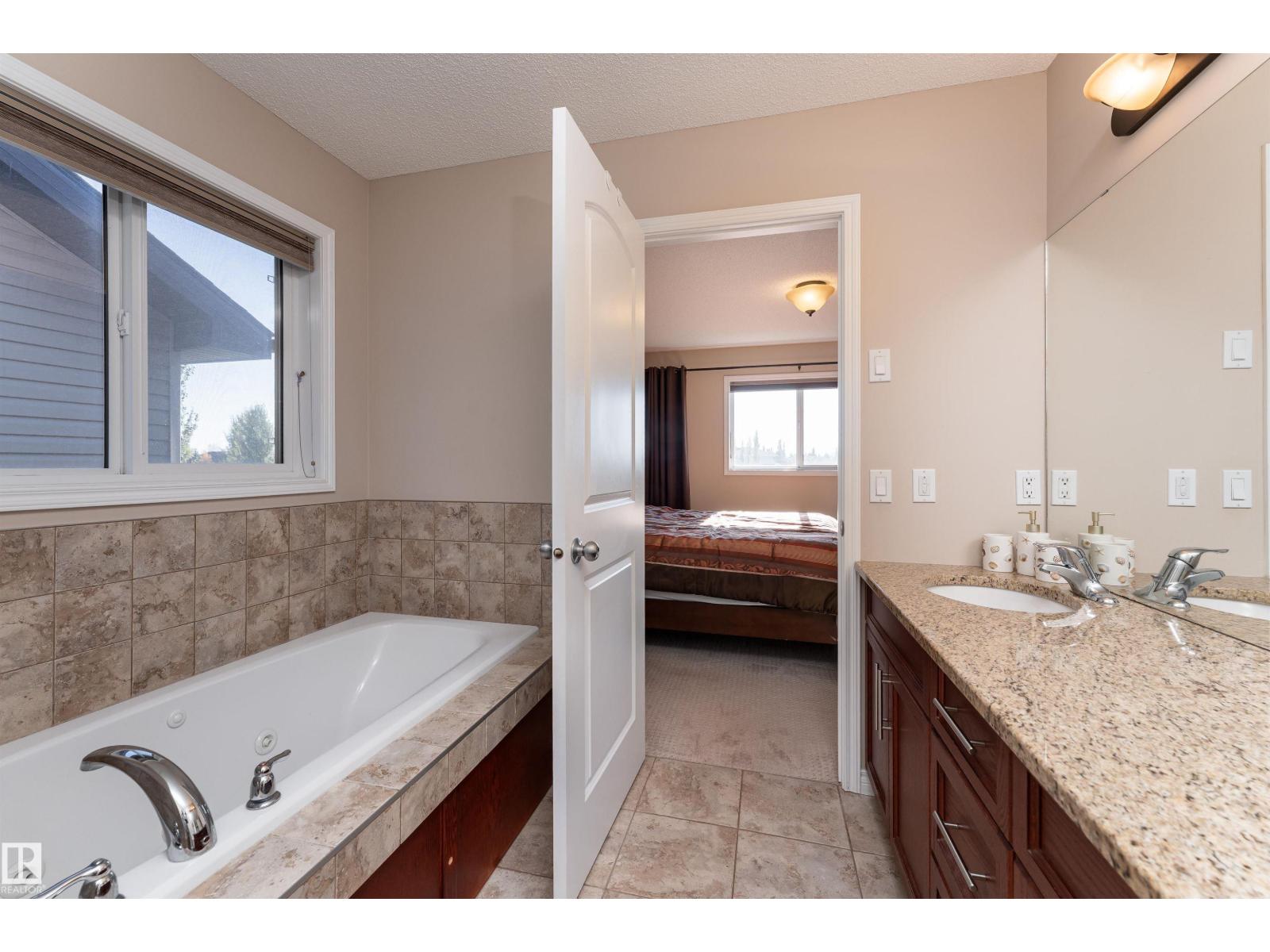 20715 94 Av Nw, Edmonton, Alberta  T5T 4B8 - Photo 35 - E4462426