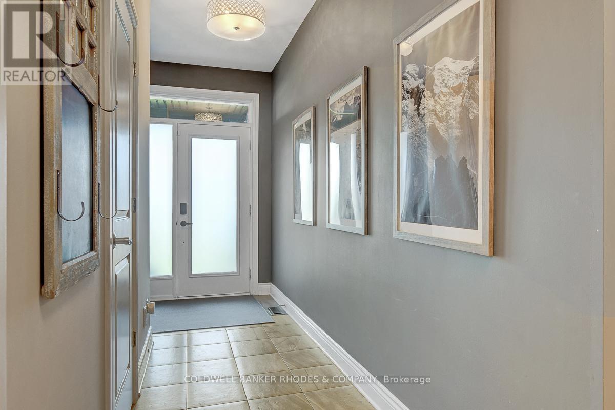 308 Rosina Way, Ottawa, Ontario  K4M 0E2 - Photo 4 - X12467266