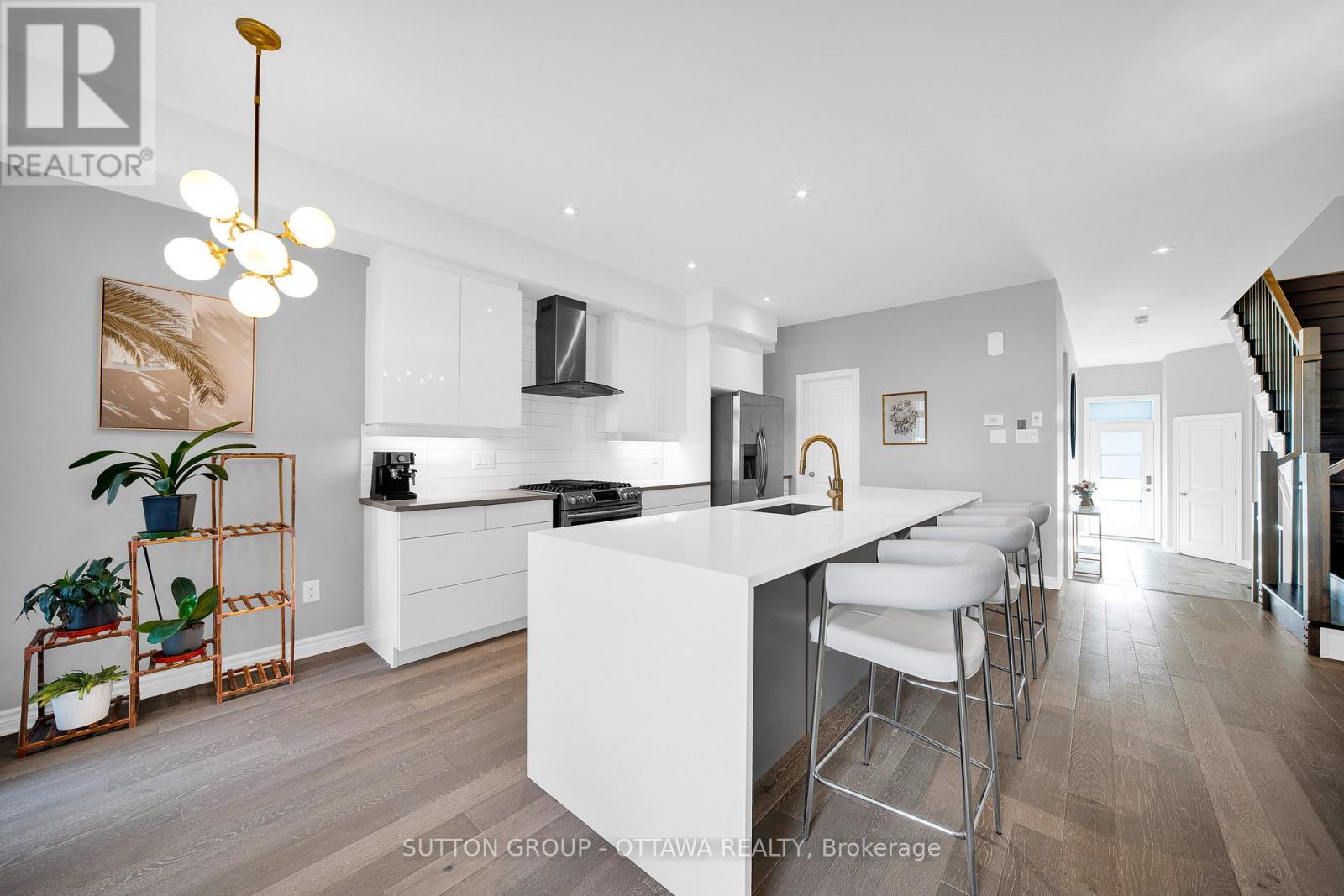 776 Carnelian Crescent, Ottawa, Ontario  K1X 0A8 - Photo 10 - X12467275